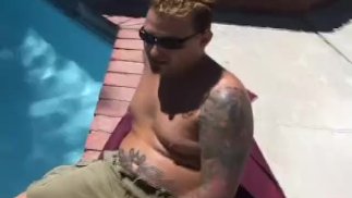 CUM & FROST MY FACE - 场景 3