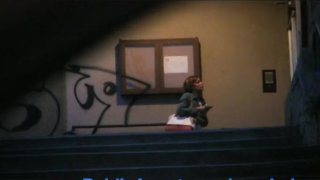 PublicAgent 迷路了，独自一人，但她在我的车里操得很好