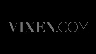 VIXEN 我肏了我的室友就因为我想