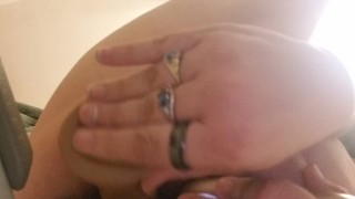 用玩具操我的阴户