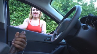 NICHE PARADE - 漂亮的白人女孩看着我抚摸我的 BBC 完成