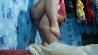 在我叔叔回到他们家之前，我和我的继姑姑一起快速旅行。