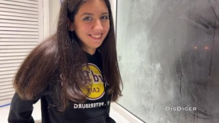 Трахнул красотку на вечеринке на балконе , пока ее парень не видит