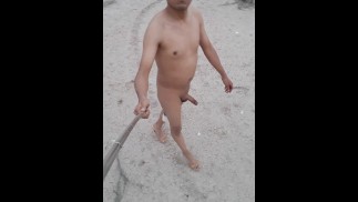 linda trans desnuda en publico con plug de zorra anal muy caliente con tacones altos y pies sexys di