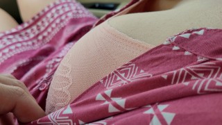 我捡到了女大学生，没想到她这么火辣和角质 18+