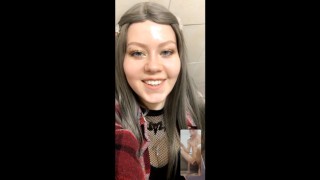 夫妻通过视频通话互相手淫