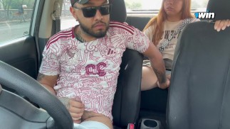 我通过口交付钱给司机