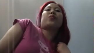 POV 亚洲女神 Jasmine Jade 吐口水在你的失败者脸上