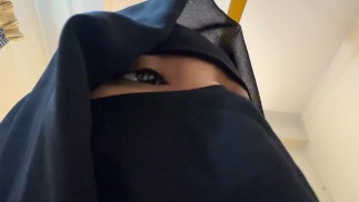 谁能理解一个孤独的阿拉伯头巾穆斯林大胸部BBW女孩心中的痛苦？？