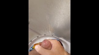 Fast Shower Cumshot