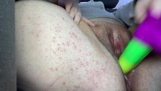 试图在我的车里操自己