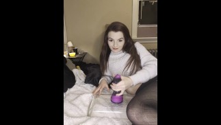 情人节我独自一人，所以我用假屌把我变成了一个超级浸泡者！💦🥵💦