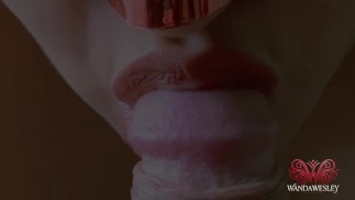 你见过的最好的口活，射精在大嘴唇上。