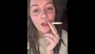 抽烟休息 - 深吸气和悬垂