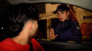 经纪人 我没有驾照，但我有 22 厘米的鸡巴！它对你有用吗？