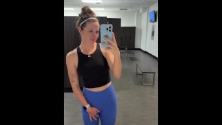 尽量不要在楼梯上射精...但剧透警告，我失败了 😂