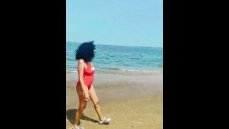 SOLO FEMALE NYC PUBLIC BIKE TRAIL PUBLIC TEASING WALKING NUDE COSPLAY