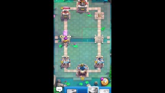 Играю в клеш рояль и если я проиграю то я удалю его с телефона